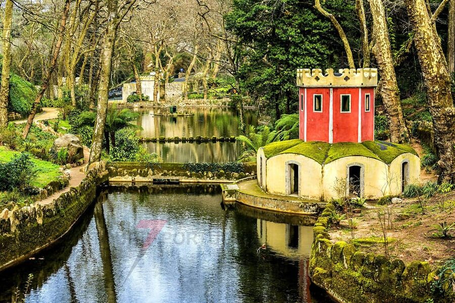 Lisbon: Pena Palace, Moorish Castle, Qta. Regaleira & Sintra - Pena Palace and gardens: Portugal’s great fairy-tale stop