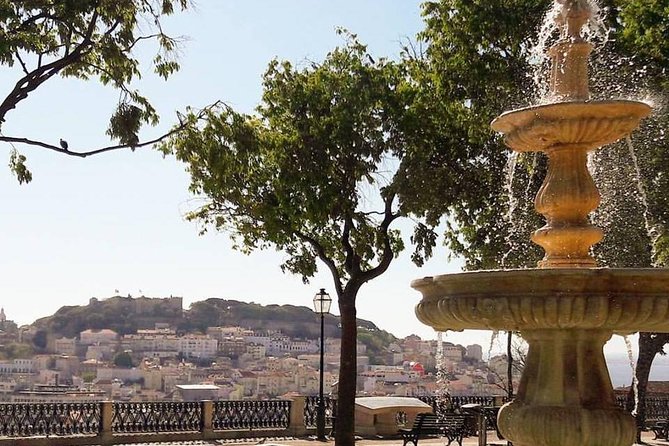 Lisbon Private And Customizable Half-Day Tour - Lisbon Cathedral and the first old-city stop