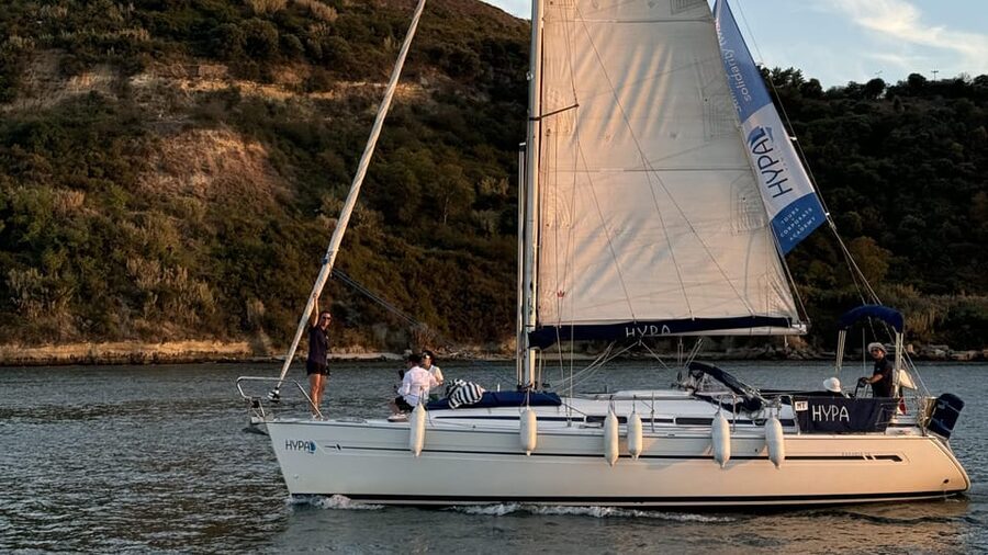 Lisbon: Private Boutique Boat Tour – Sail in Style - Why Lisbon looks better from the Tagus