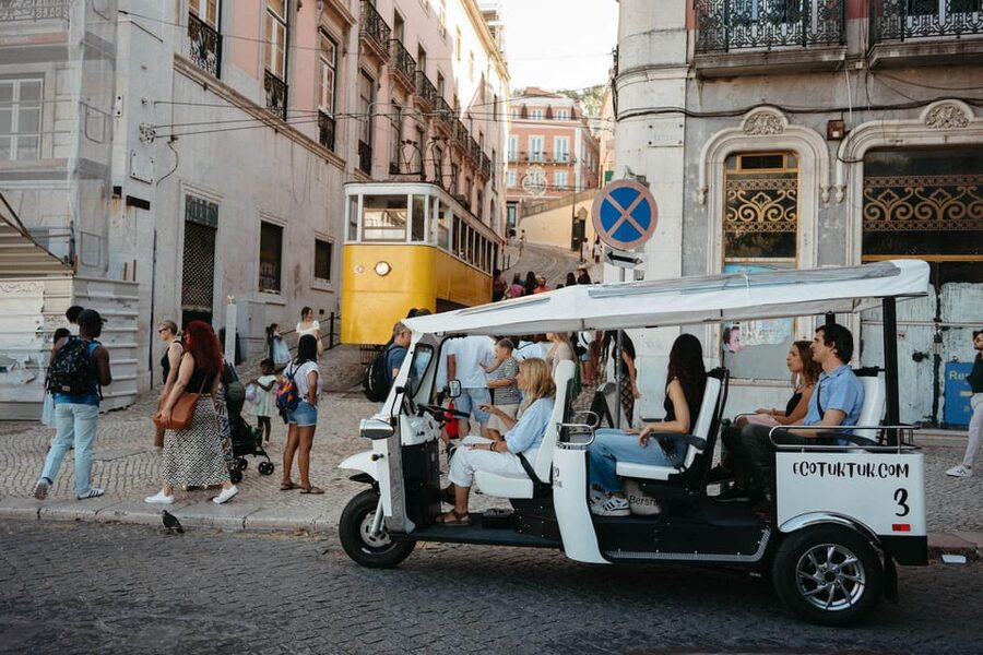 Lisbon: Private Christmas Lights Tour by Eco Tuk Tuk - Chiado’s decorated streets and elegant shops