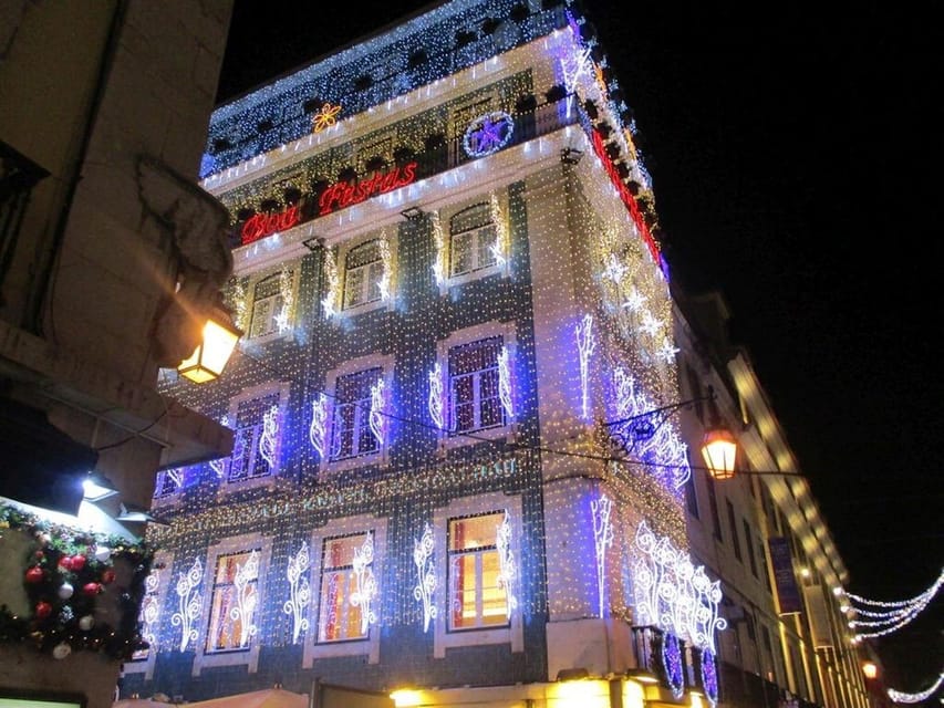 Lisbon: Private Christmas Lights Tour by Eco Tuk Tuk - Baixa Pombalina and Commerce Square