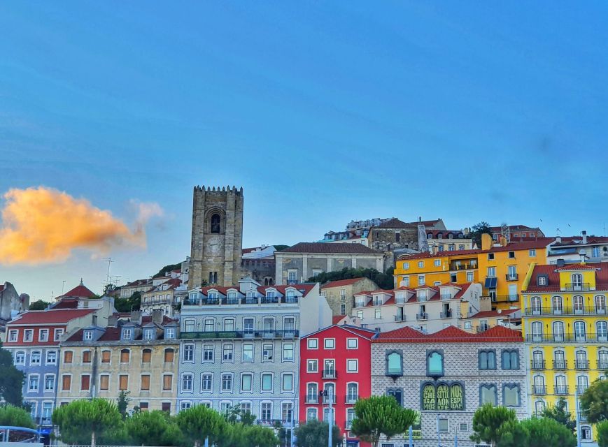 Lisbon: Private City Sightseeing Tour by Tuk-Tuk - Pink Street, Cais do Sodré, and the finish