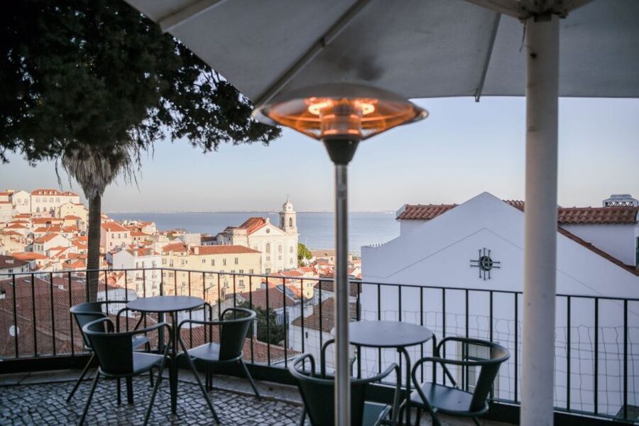 Lisbon: Private City Tour by Eco Tuk Tuk - Baixa and Lisbon Cathedral