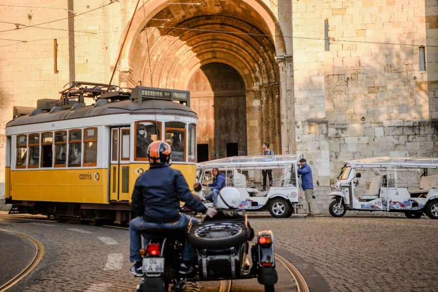 Lisbon: Private City Tour by Eco Tuk Tuk - Praça do Comércio and the Tagus