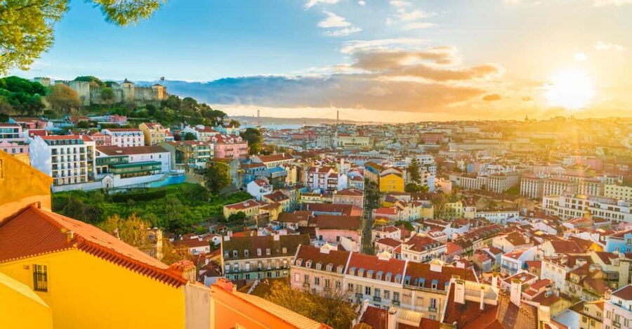 Lisbon: Private City Tour by Tuk-Tuk - What the guides add