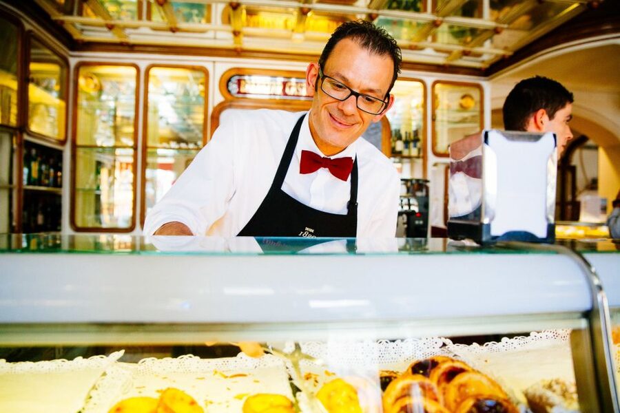 Lisbon: Private Food Tour – 10 Tastings with Locals - A food tour that also gives you your Lisbon bearings