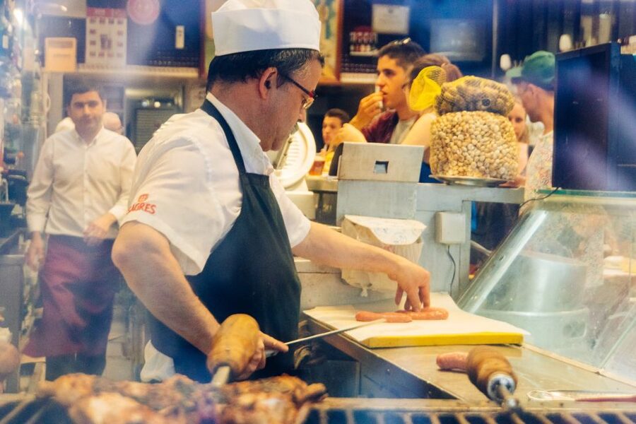 Lisbon: Private Food Tour – 10 Tastings with Locals - What the private format changes