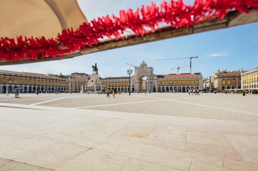 Lisbon: Private Guided Tuk-Tuk Tour with Hotel Pickup - Why a Tuk-Tuk Makes Sense in Lisbon