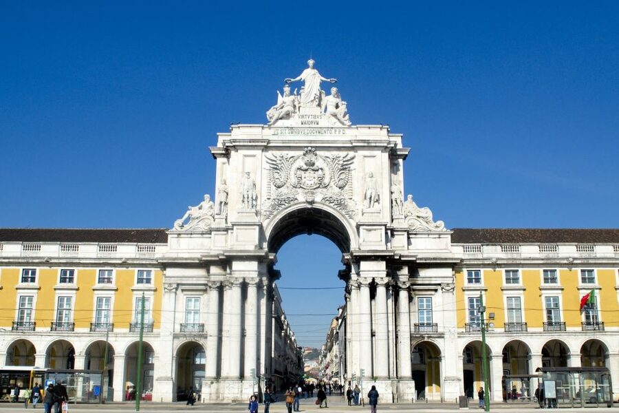 Lisbon: Private Half-Day Tour with Hotel Pickup - Baixa, Rossio, and Lisbon’s grand avenues
