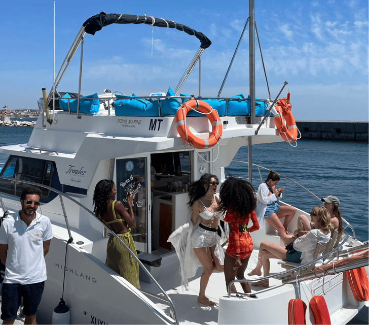 Lisbon: Private Luxury Catamaran Tour with Welcome Drink - The main drawback: wind, waves, and weather