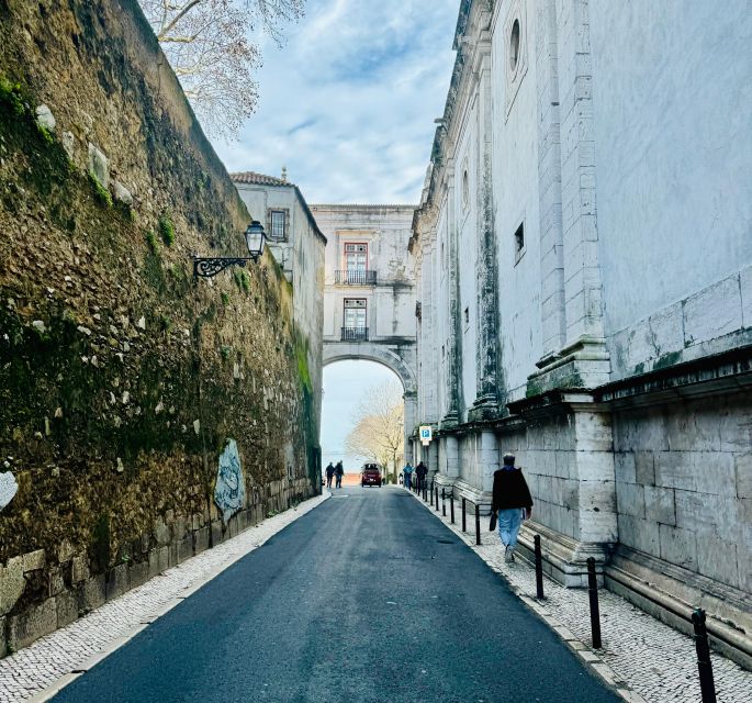 Lisbon: Private Sightseeing Tour by Tuk-Tuk - Private value at $38 per person