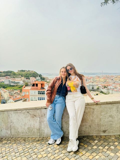 Lisbon: Private Sightseeing Tour by Tuk-Tuk - Chafariz d’El-Rei and the return toward the lower city