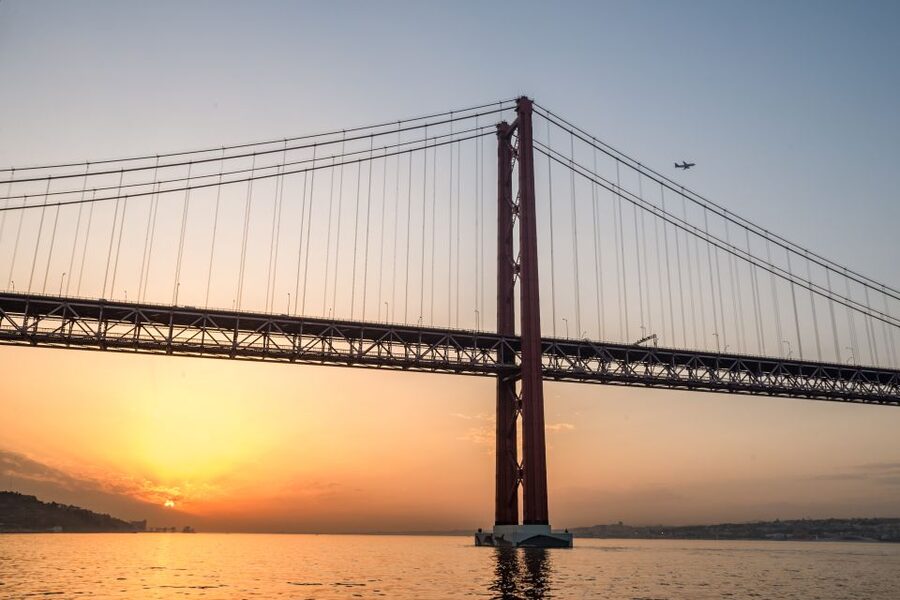 Lisbon: Private Sunset Cruise on the Tagus River with Drink - Finding Gate 1 at Doca de Belém
