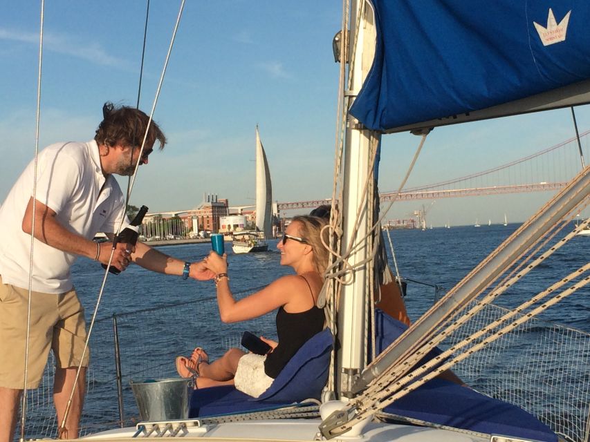 Lisbon: Private Sunset Sailing Tour with Champagne - Returning past Terreiro do Paço and Cais do Sodré