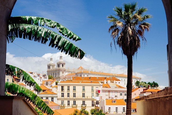 Lisbon PRIVATE TOUR: Highlights & Hidden Gems - Praça do Comércio and Lisbon’s royal past