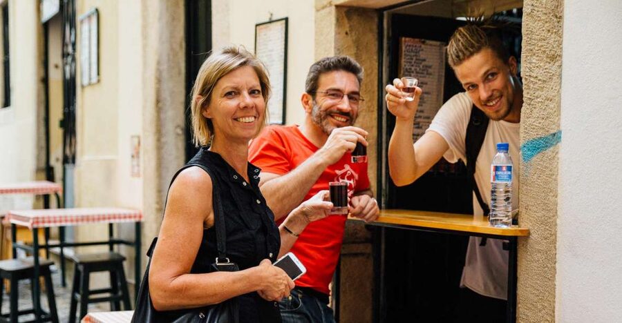 Lisbon: Private Tour with Locals – Highlights & Hidden Gems - Key points to know before booking