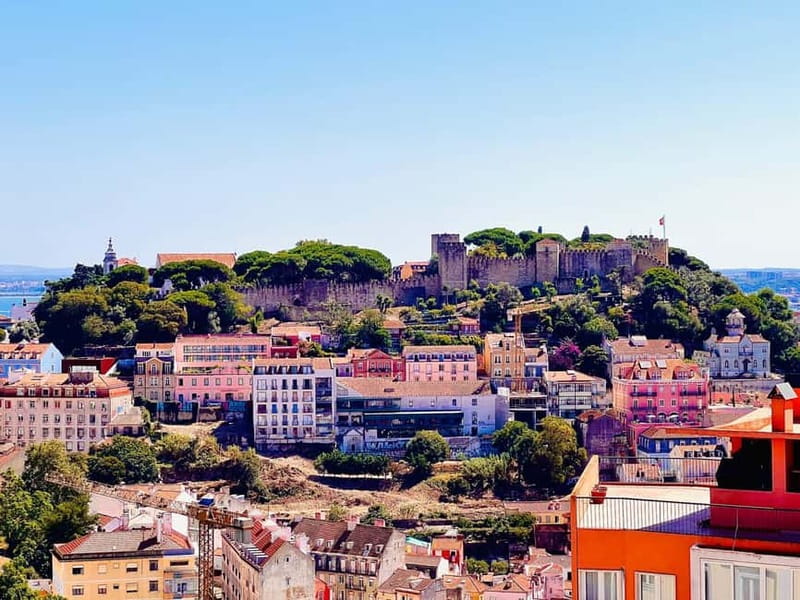Lisbon: Private Tuk Tuk Tour with Polaroid Photos - What the guides add to the ride