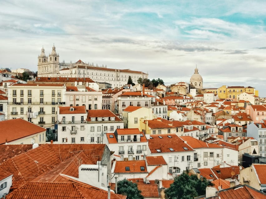 Lisbon: Private TukTuk Tour - Why a private tuk-tuk works well in Lisbon