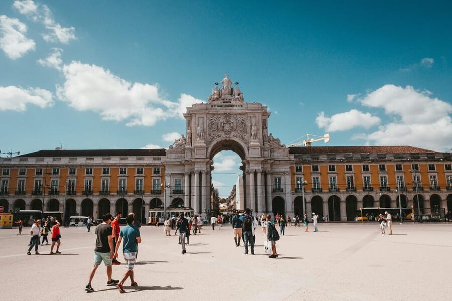 Lisbon: Private TukTuk Tour - Fado Museum and Lisbon’s flea market