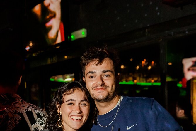 Lisbon: Pub Crawl with Open Bar, Shots & VIP Club Entry - What this Lisbon pub crawl is really offering
