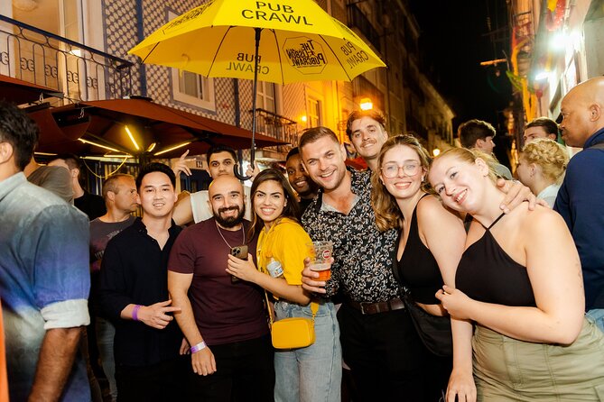 Lisbon: Pub Crawl with Open Bar, Shots & VIP Club Entry - Cais do Sodré and the changing club finish