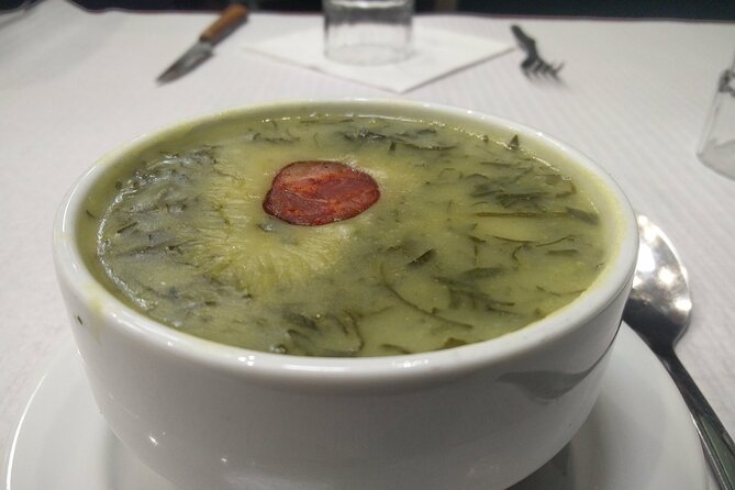 Lisbon Roots - Small group Food & Culture Walking Tour w/tastings - Why this food walk works so well in Mouraria