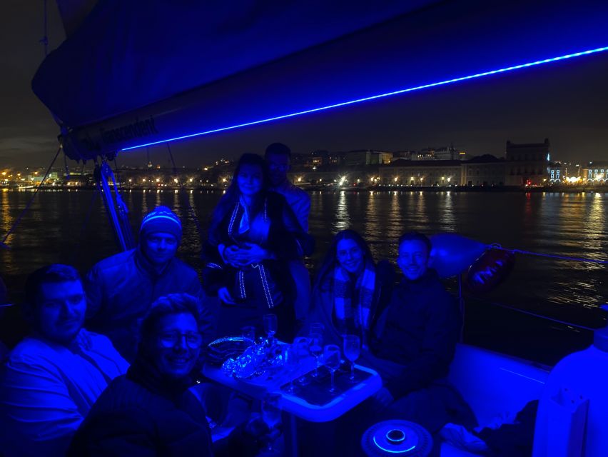 Lisbon: Sailboat Tour w/ Local Guide and Open Bar Green Wine - Weather, comfort, and practical limits