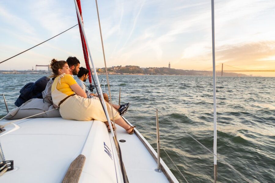 Lisbon: Sailing Tour on the Tagus River - Returning past Christ the King and Belém Tower