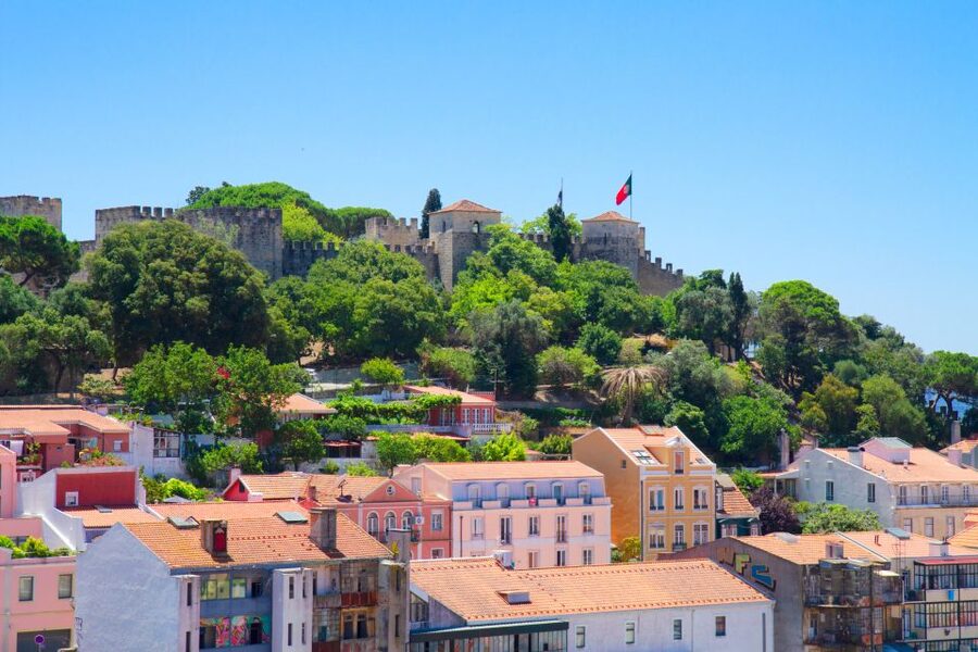 Lisbon: São Jorge Castle E-Ticket and Audio Guide - Getting through the entrance without confusion