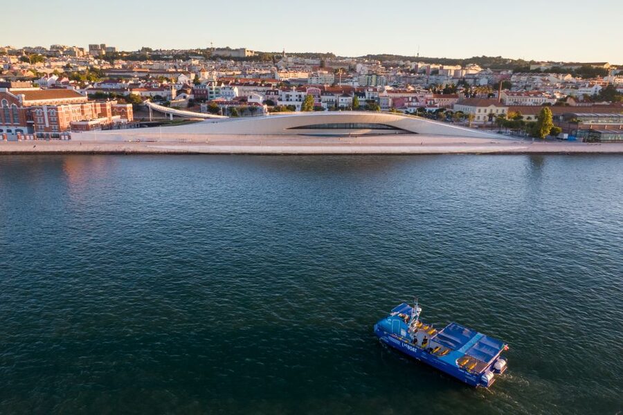 Lisbon: Sightseeing Boat Tour with Hop-On Hop-Off Option - The run west toward Belém