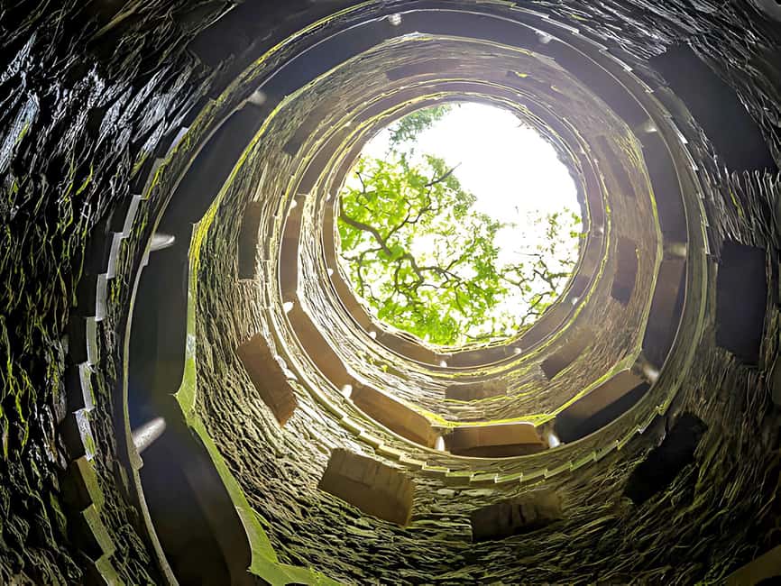 Lisbon: Sintra, Pena Palace, Cabo da Roca, & Cascais Tour - One free hour in Sintra