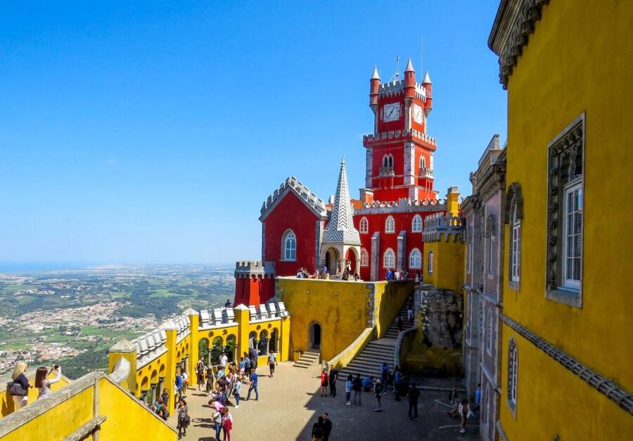 Lisbon: Sintra, Pena Palace, Cabo Roca Coast & Cascais Tour - Leaving Lisbon for Sintra