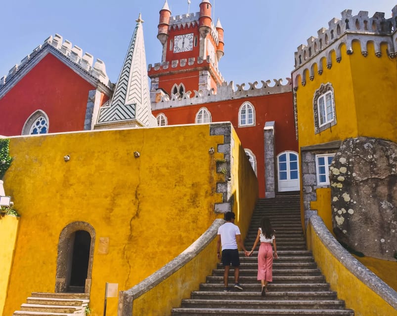 Lisbon: Sintra, Pena Palace & Cascais Guided Tour - Key points at a glance