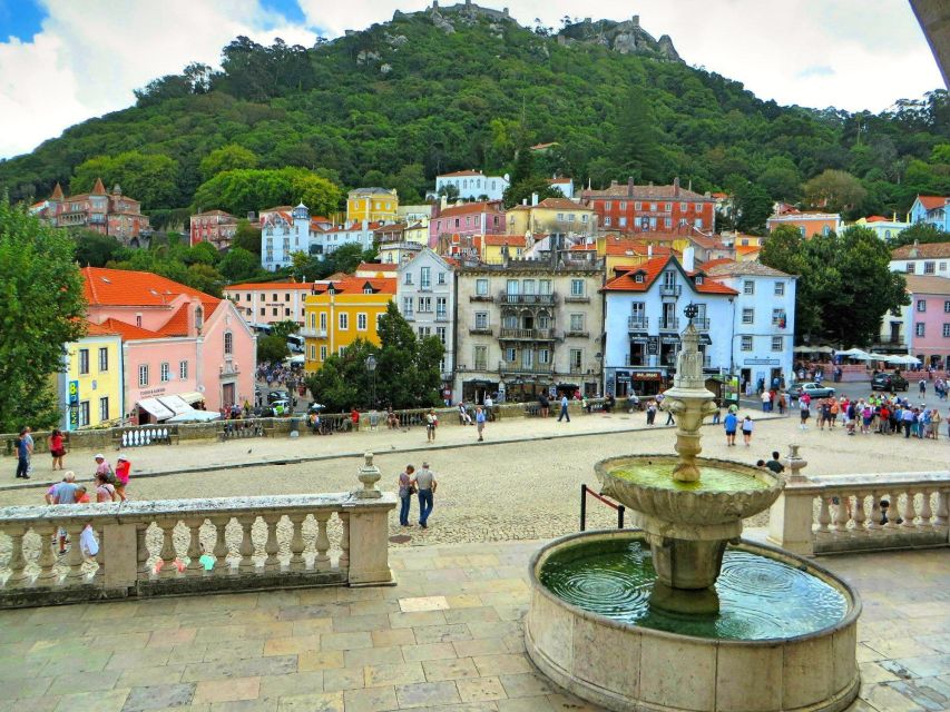 Lisbon: Sintra & Pena Palace Guided Tour with Hotel Pickup - Why this Sintra day trip works well from Lisbon