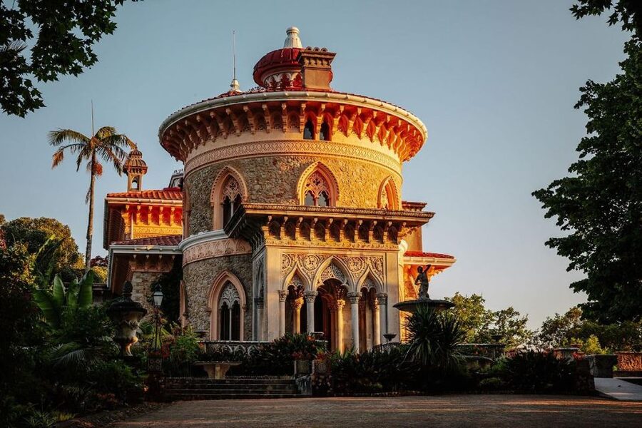 Lisbon: Sintra, Pena Palace, Regaleira & Monserrate Day Trip - A guide can make or break the schedule