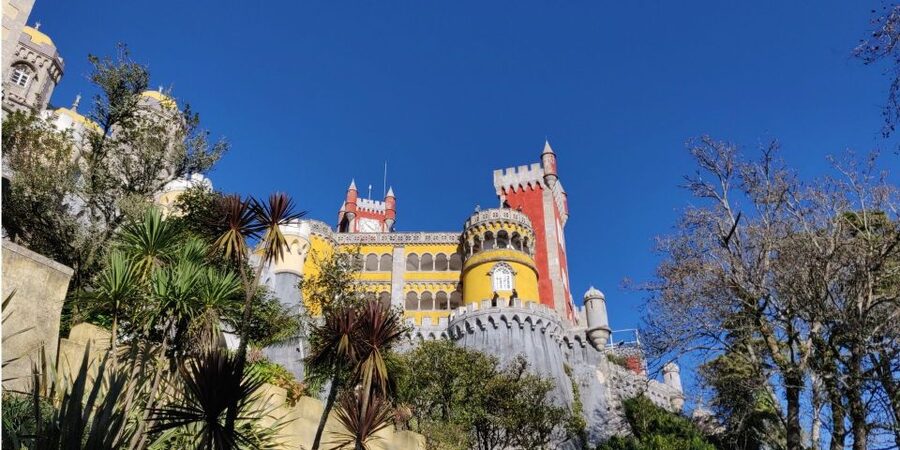 Lisbon: Sintra, Pena, Regaleira, Cabo da Roca & Cascais - Sintra town, a quick introduction before the big sights