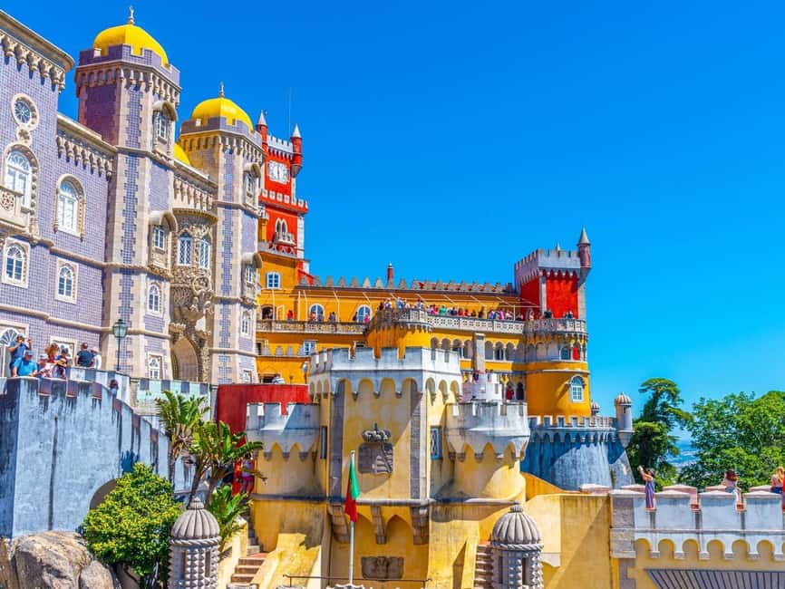 Lisbon: Sintra, Pena, Regaleira, Cabo Roca, Cascais Day Tour - Why this route works from Lisbon