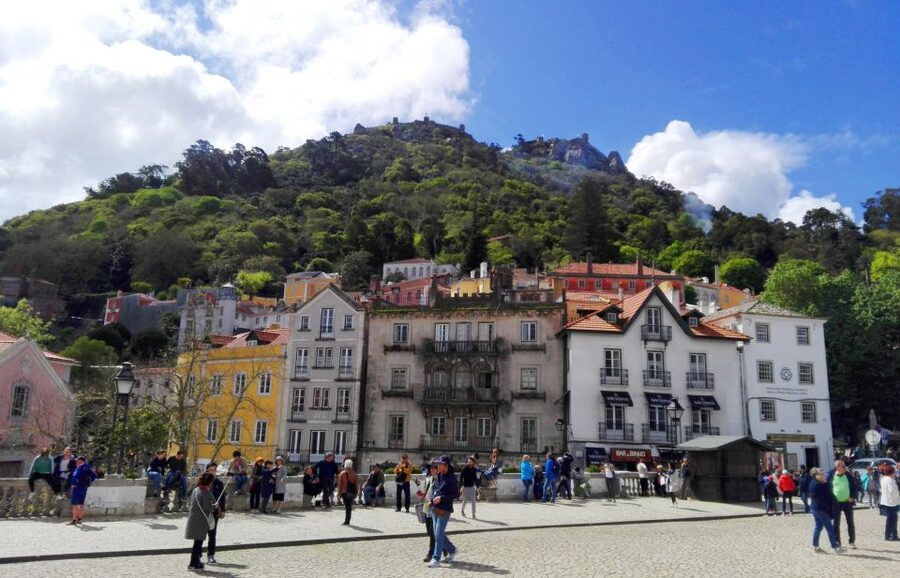 Lisbon: Sintra, Quinta da Regaleira, Cabo da Roca & Cascais - Pickup in central Lisbon