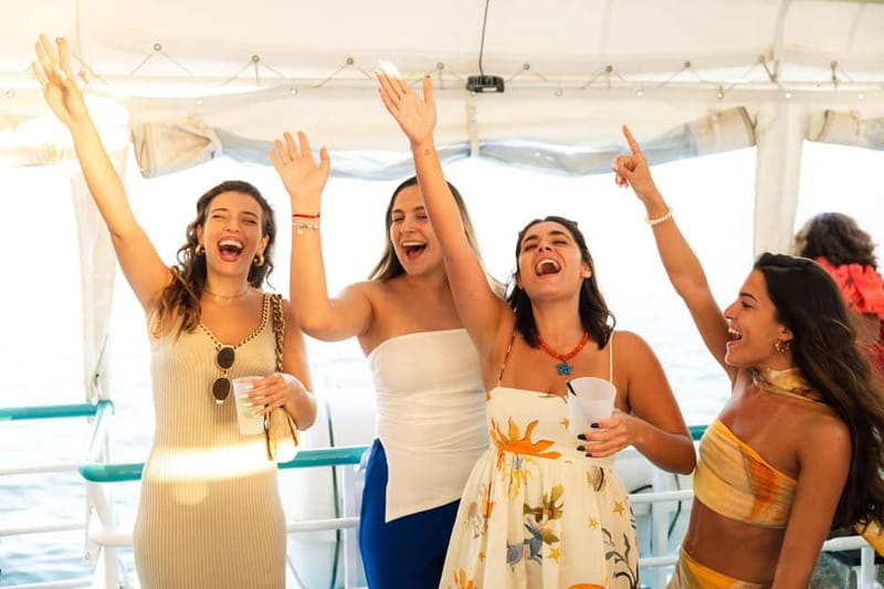 Lisbon: Sunset Boat Tour with Music and Drinks - Belém’s monuments from the water