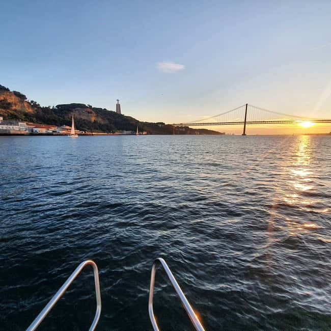 Lisbon: Sunset Catamaran Cruise with Drinks - Is $42 a fair price?