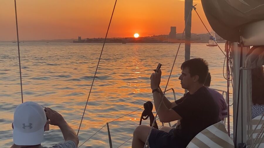 Lisbon: Sunset Cruise with Drinks and Snacks - Is $43 a fair price for two hours?