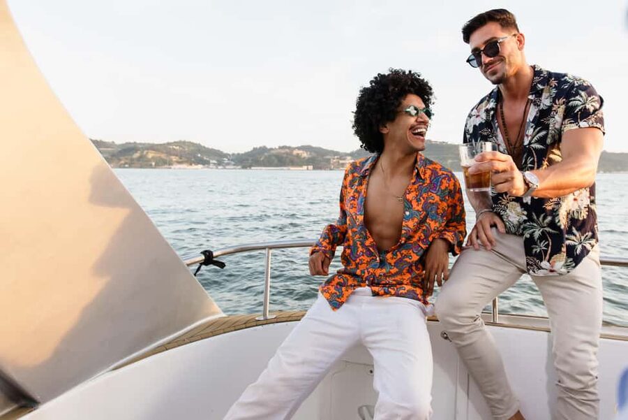 Lisbon: Sunset/Night Boat Party with Open Bar, Snacks & DJ - Key points to know before booking