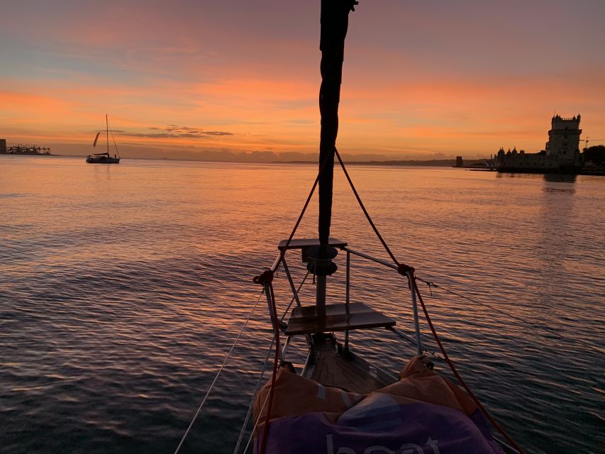 Lisbon: Sunset Sailing Cruise with Wine - Key points to know before booking