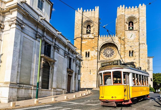 Lisbon: Sunset Sailing with Portuguese Wine and History - Key points to know before booking