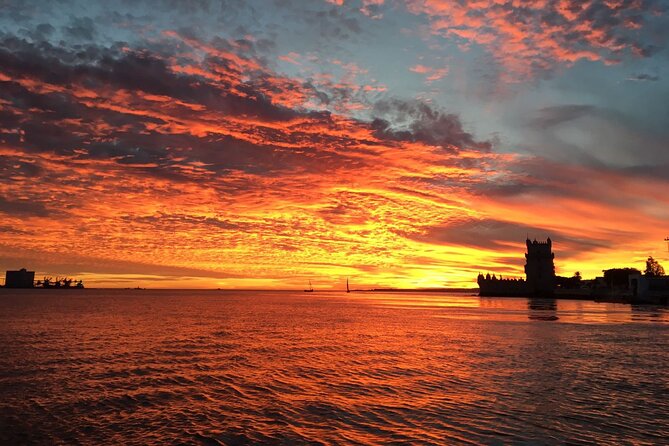 Lisbon: Sunset Sailing with Portuguese Wine and History - Why Lisbon looks better from the Tagus