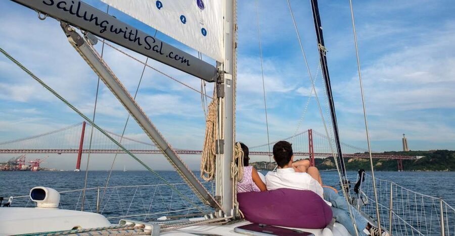 Lisbon: Tagus River Sunset Cruise with Drinks - Why Lisbon looks better from the Tagus