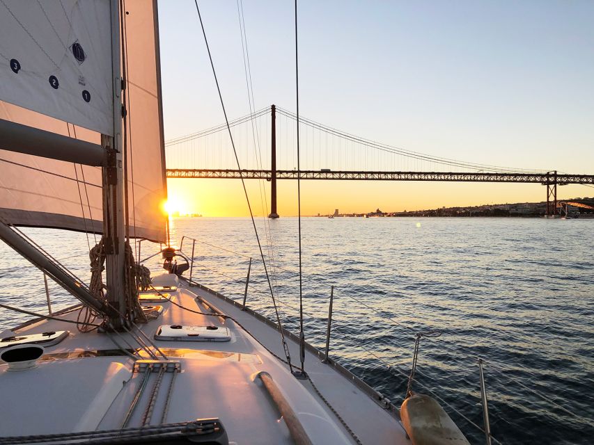 Lisbon: Tagus River Sunset Cruise with Drinks - Belém Tower and the Discoveries waterfront