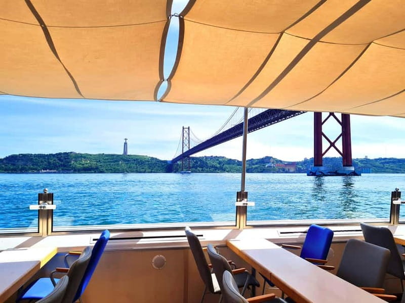Lisbon: Tejo River Sightseeing Cruise - Starting at Praça do Comércio