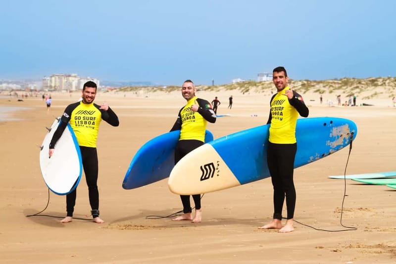 Lisbon: The Surf Instructor - surf lessons with transfer - A family detail that changes the booking