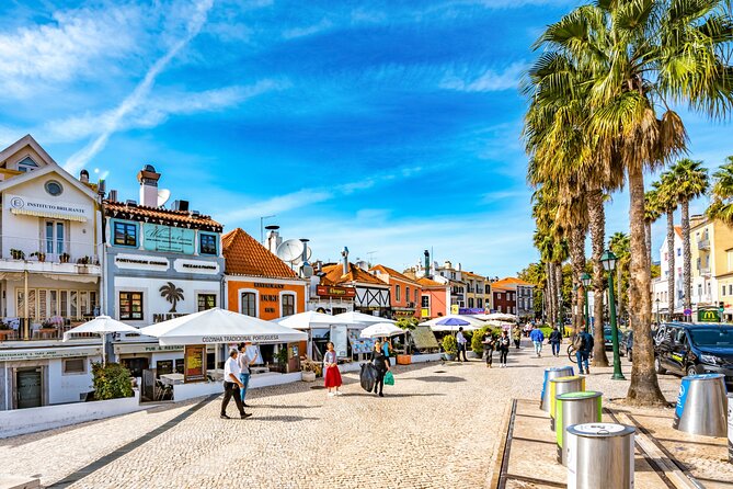 Lisbon to Sintra, Pena Palace, Regaleira & Cascais, small-group - Why this makes sense as a Lisbon day trip